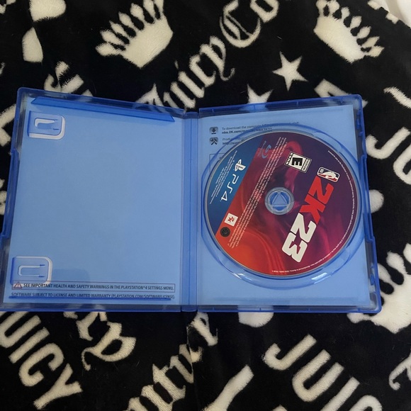 NBA 2K23 for PS4 - Picture 3 of 3